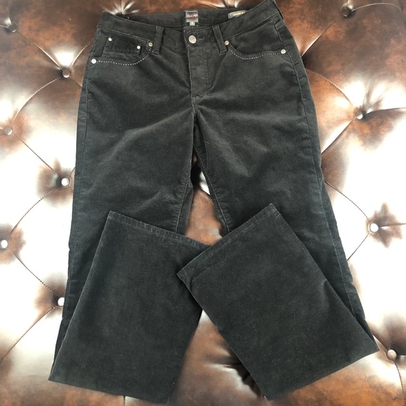 Jag Jeans Pants - Women’s Jag corduroy low rise boot leg pants.